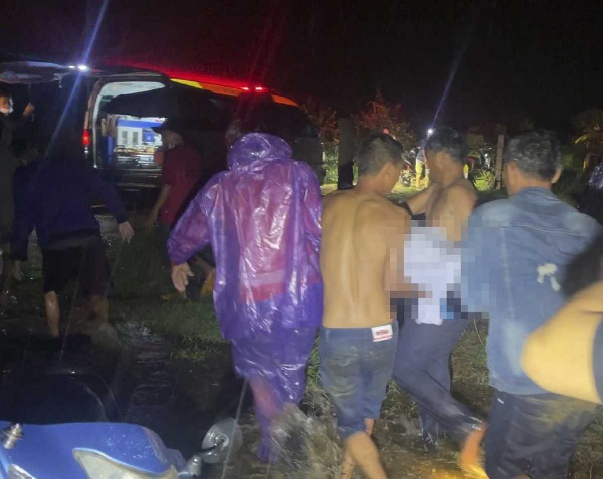 2 nam học sinh lớp 7 ở Bình Thuận đuối nước thương tâm