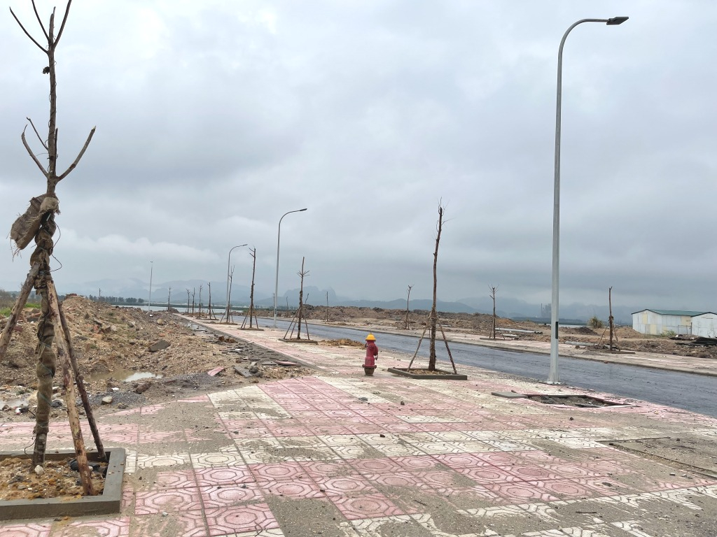 Quảng Ninh “Siết” công tác quản lý thị trường BĐS, xử nghiêm cán bộ tiếp tay