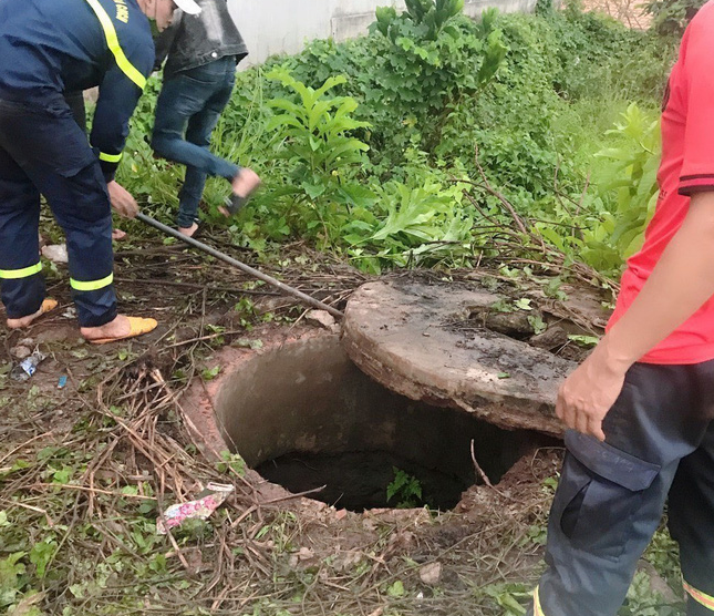 Bình Phước Trên đường chở con trở dạ lên viện người phụ nữ rơi xuống giếng hoang tử vong