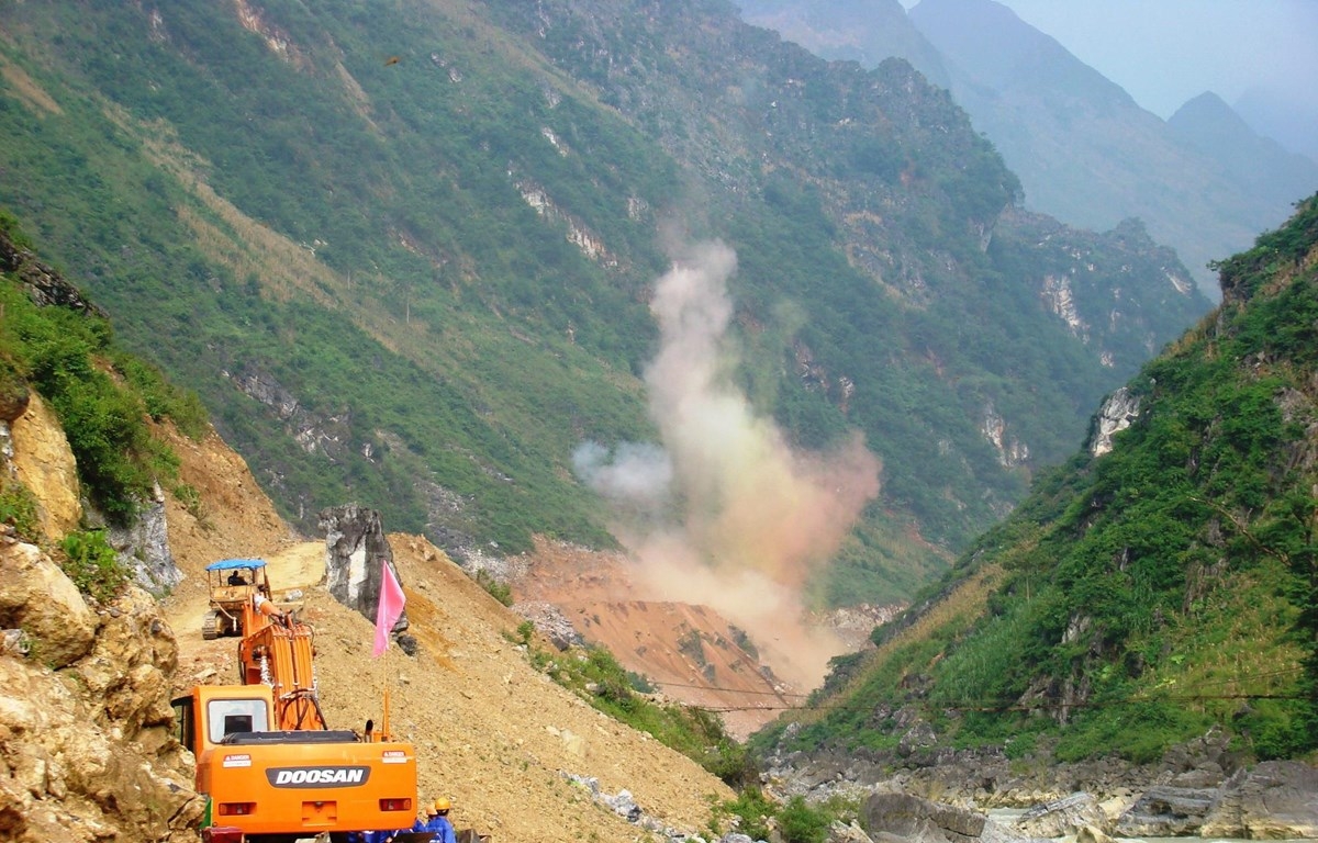 Chính phủ yêu cầu kiểm tra nguyên nhân động đất tại Kon Tum