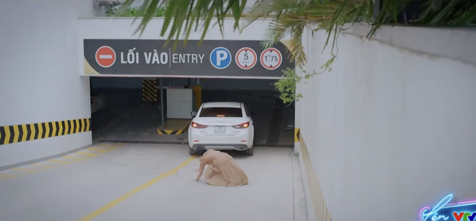 Preview Thương ngày nắng về tập 10P2 Đuổi theo con gái, bà Kim Nhung gặp tai nạn