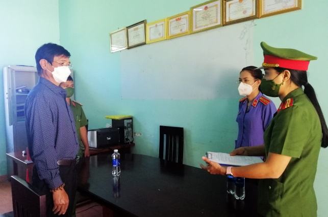 Gia Lai Khởi tố nguyên Phó chủ tịch huyện Ia Grai vì cấp “khống” 14 Giấy chứng nhận quyền sử dụng đất