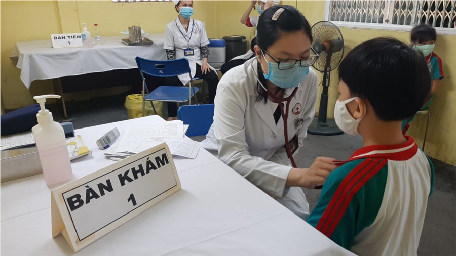 Bộ Y tế lưu ý không tổ chức buổi tiêm vaccine uốn ván-bạch hầu cùng đợt với tiêm vaccin phòng Covid-19