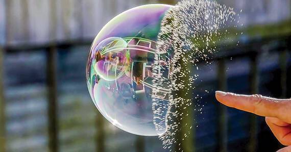 Bong bóng trong chứng khoán Mỹ đã đổ vỡ, nhưng thị trường gấu còn lâu mới kết thúc