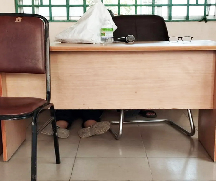 Tạm đình chỉ 15 ngày thầy giáo ở TP.HCM bị tố sàm sỡ nữ sinh