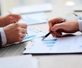 Tăng cường giám sát và xử lý nghiêm vi phạm công bố thông tin trên thị trường chứng khoán 