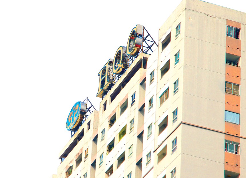 Địa ốc Hoàng Quân (HQC) chuyển nhượng toàn bộ vốn tại 3 công ty thành viên cho nhiều cá nhân