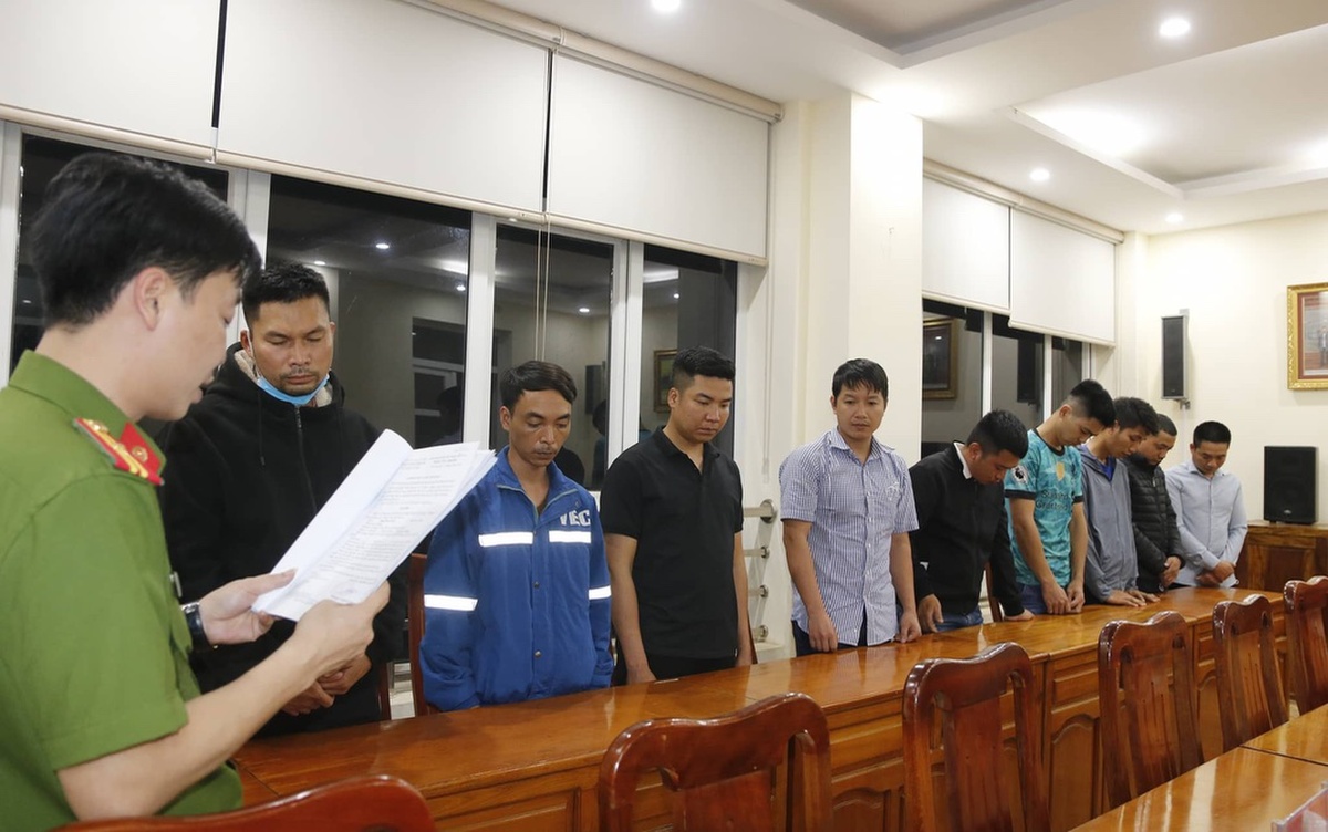 Vụ làm luật cho xe quá tải vào cao tốc Nội Bài - Lào Cai Bắt thêm 9 bị can