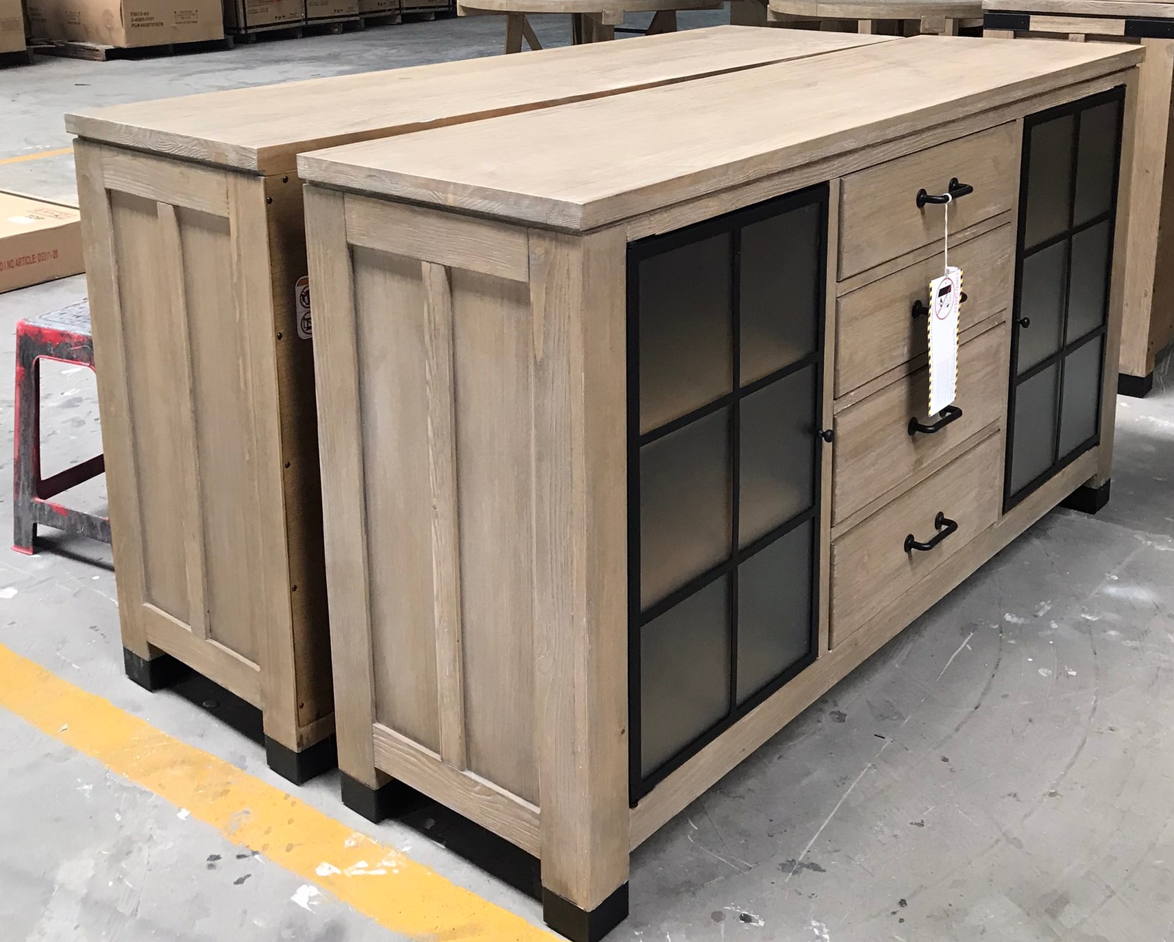 Hoa Kỳ gia hạn thời gian xem xét khởi xướng điều tra chống lẩn tránh thuế với tủ gỗ nhập khẩu từ Việt Nam