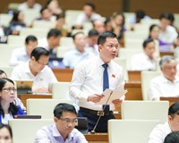 Đại biểu lo ngại quả bom về trái phiếu doanh nghiệp dẫn đến hiệu ứng domino trong thị trường vốn 