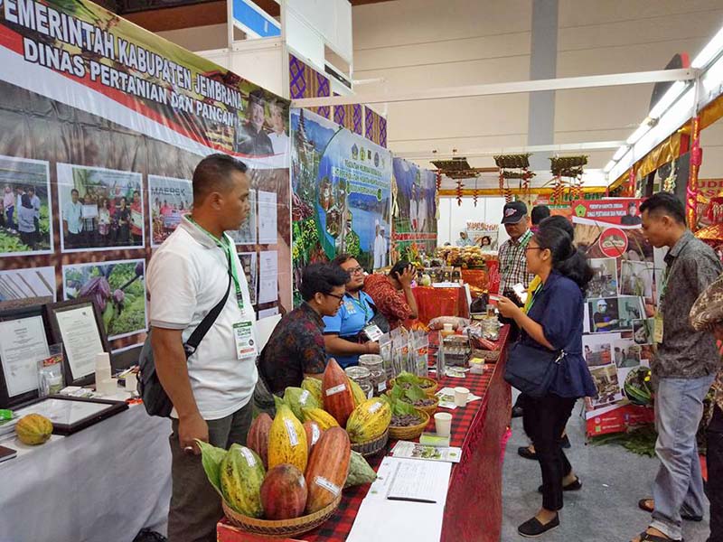 Qu Ng B N Ng S N Th Y S N V Th C Ph M Vi T Nam T I Indonesia Agro Food Expo