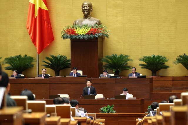 Bộ trưởng Hồ Đức Phớc lo ngại việc kiểm soát buôn lậu khi giảm thuế xăng dầu