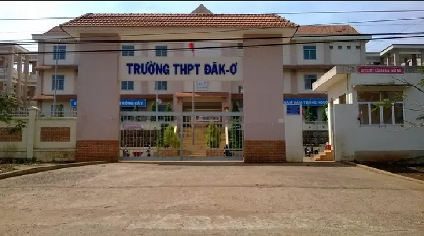 Bình Phước Một hiệu trưởng tử vong nghi rơi từ tầng 3 xuống