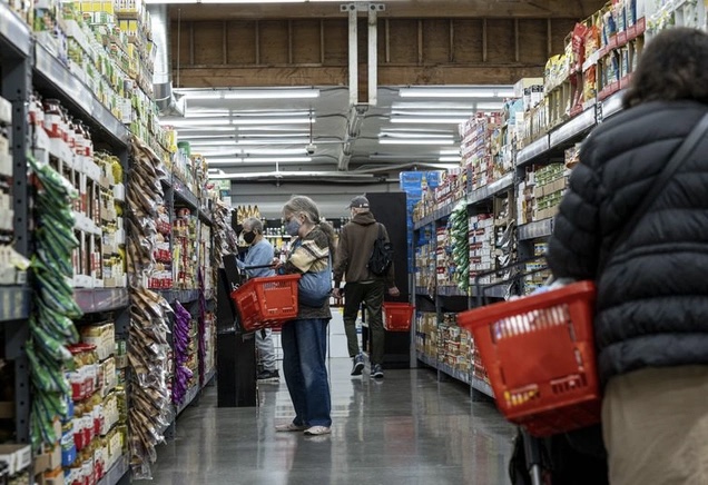 Lạm phát tăng kỷ lục, kinh tế Mỹ khó thoát suy thoái