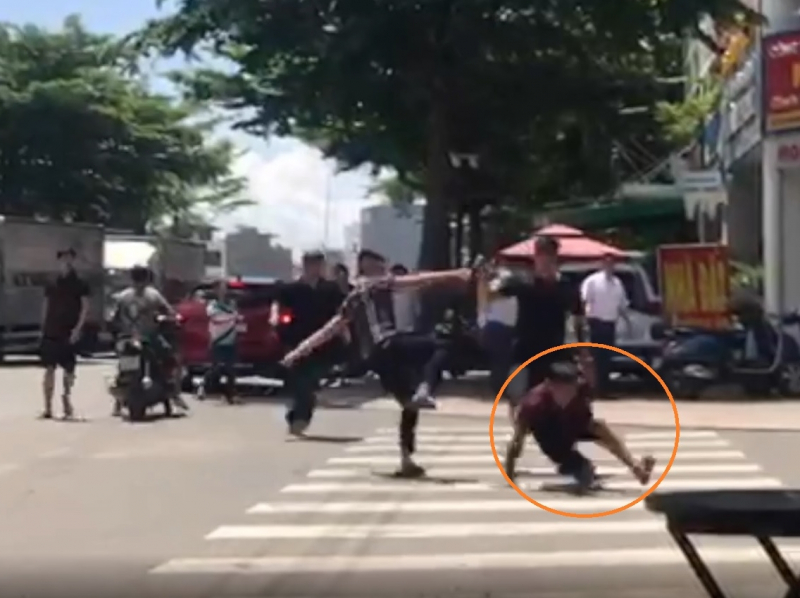 TP HCM Tạm giữ 7 đối tượng xịt hơi cay tấn công nhiều người sau va chạm giao thông