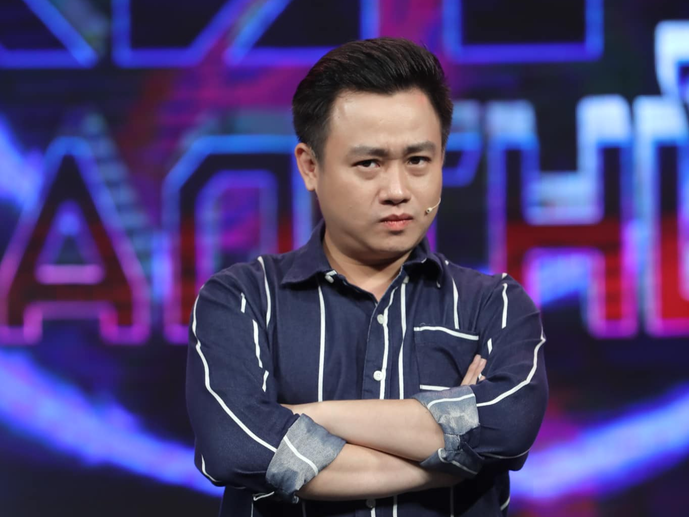 Khởi tố, bắt tạm giam diễn viên hài Hữu Tín