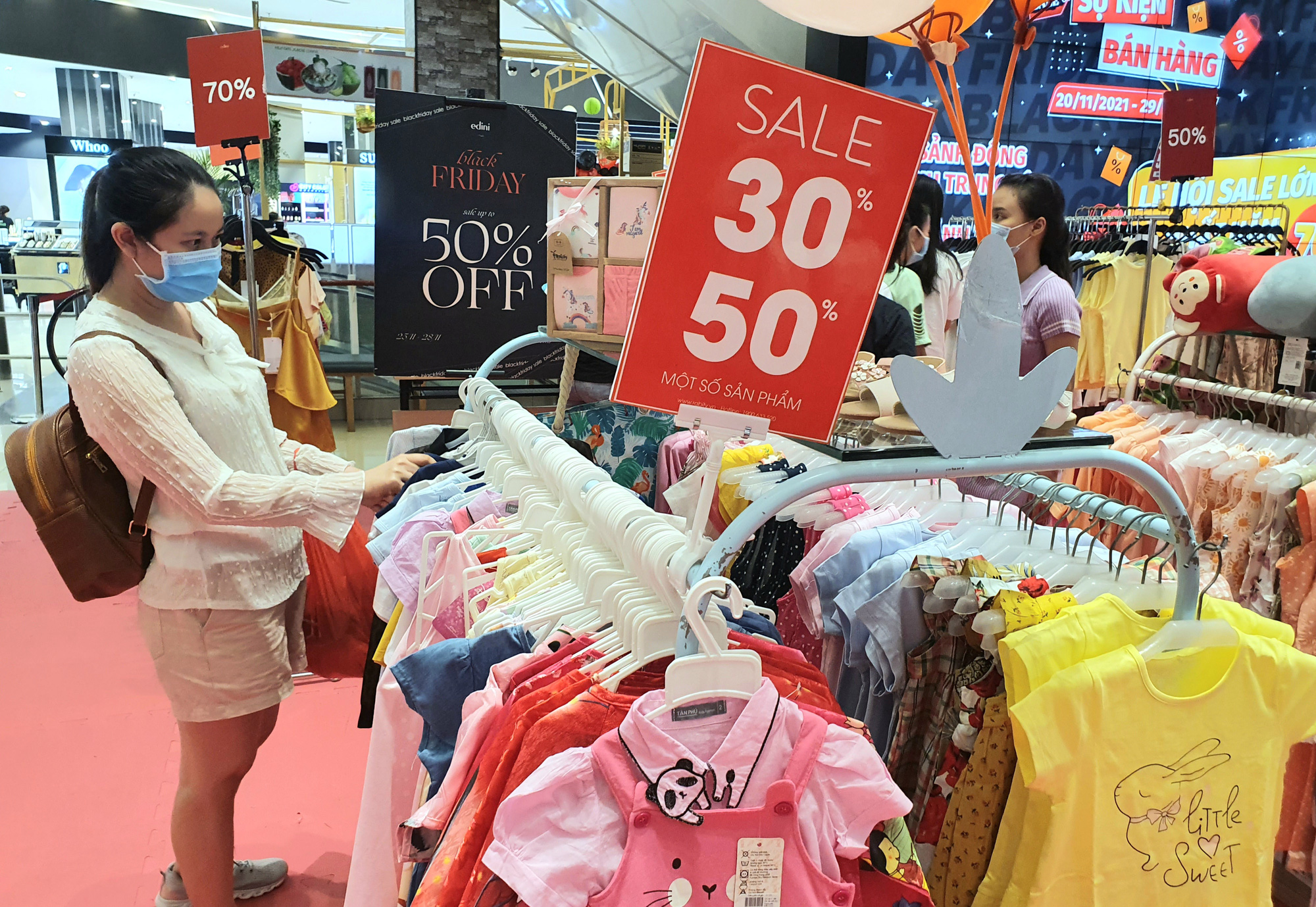 TP.HCM triển khai tháng khuyến mại tập trung, giảm giá tới 100%