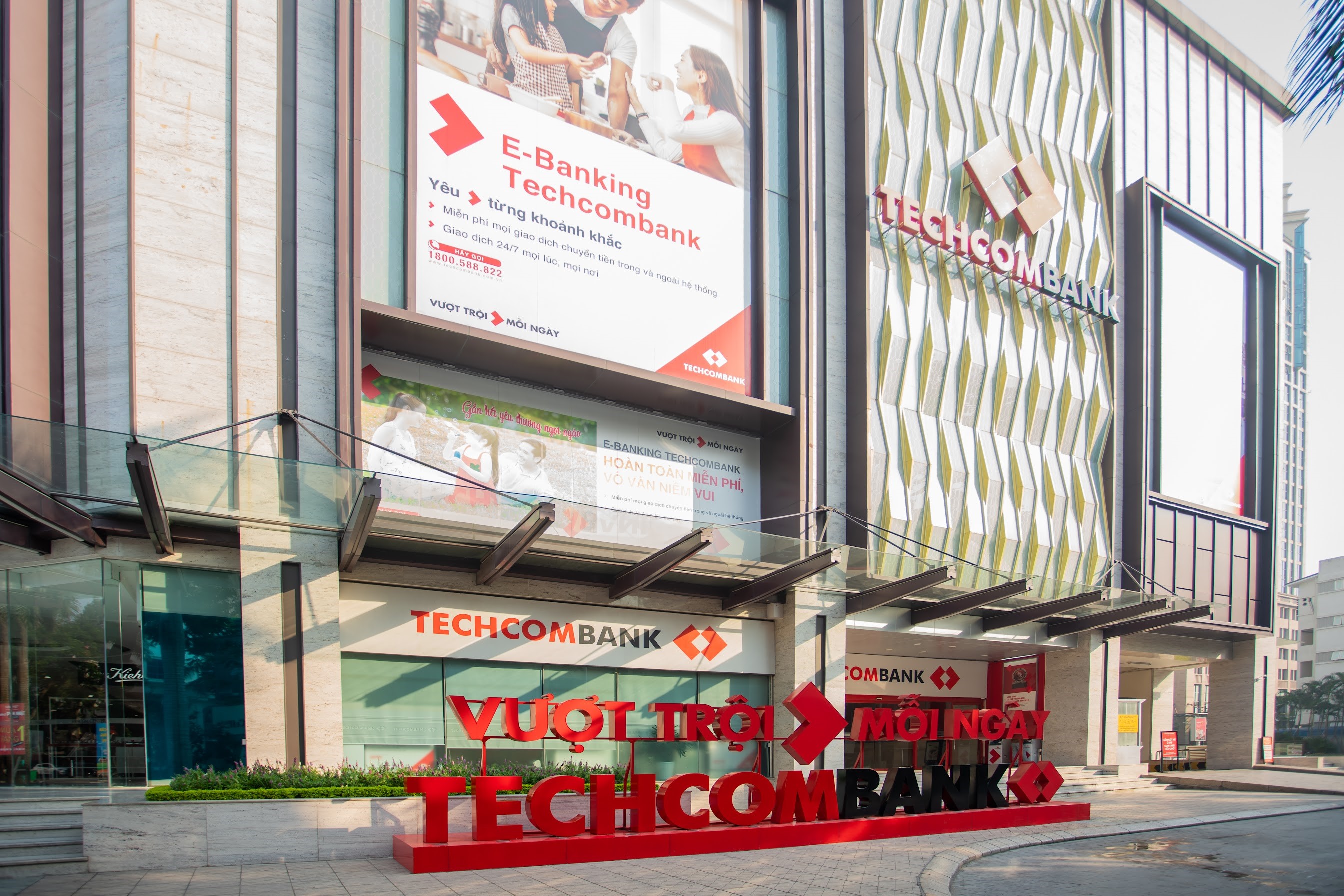 Techcombank lập kỷ lục mới với Khoản vay Hợp vốn nước ngoài trị giá 1 tỷ USD 