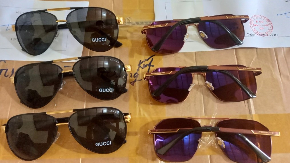 Lạng Sơn tạm giữ hơn 1.600 sản phẩm kính mắt có dấu hiệu giả mạo nhãn hiệu