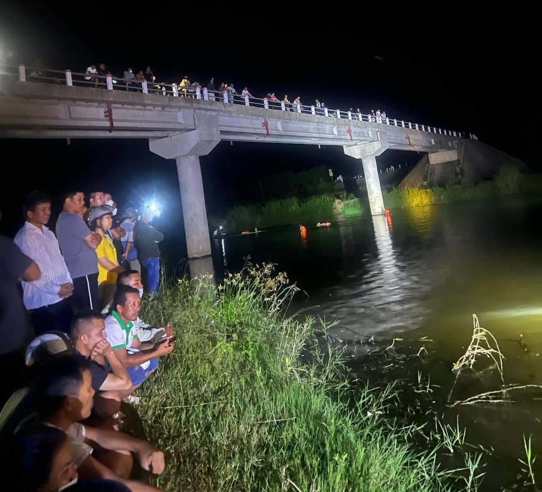 Quảng Bình Tìm thấy thi thể 3 học sinh lớp 8 đuối nước ở sông Dinh