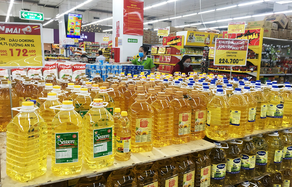 Giá hàng hóa chịu ảnh hưởng của mặt bằng thị trường thế giới nên có xu hướng tăng