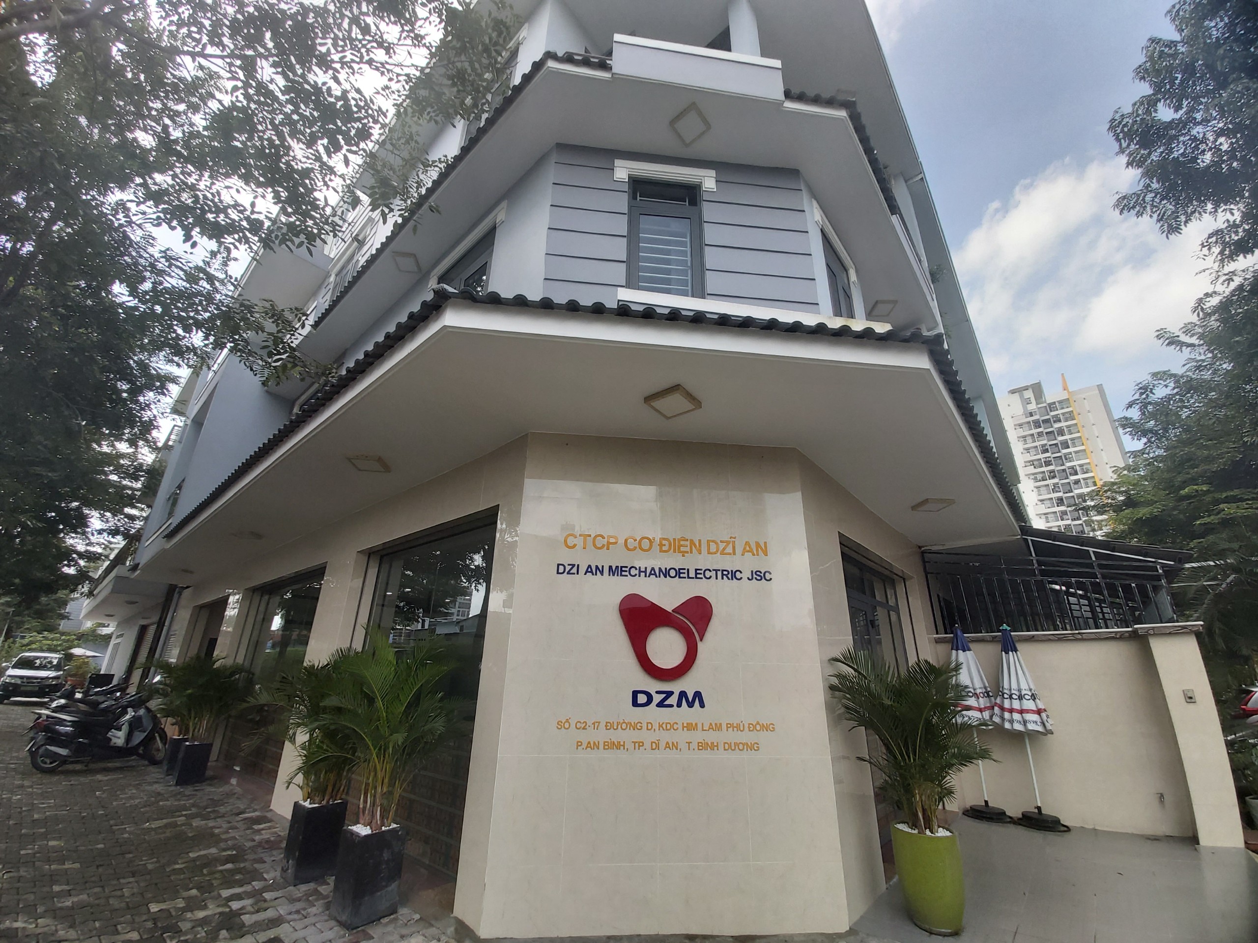 Cơ điện Dzĩ An (DZM) bị phạt do vi phạm công bố thông tin