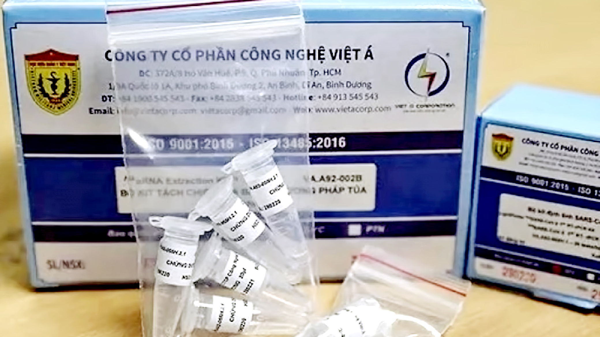 Bình Dương Phó Giám đốc Trung tâm y tế TP. Dĩ An cùng thuộc cấp bị bắt vì liên quan đến Việt Á