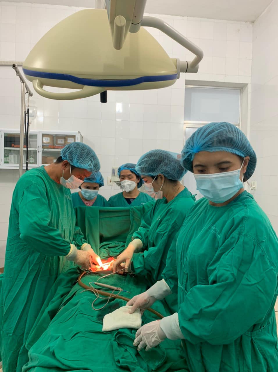 BVĐK huyện Đồng Văn (Hà Giang) tiếp nhận điều trị thành công ca bệnh khó