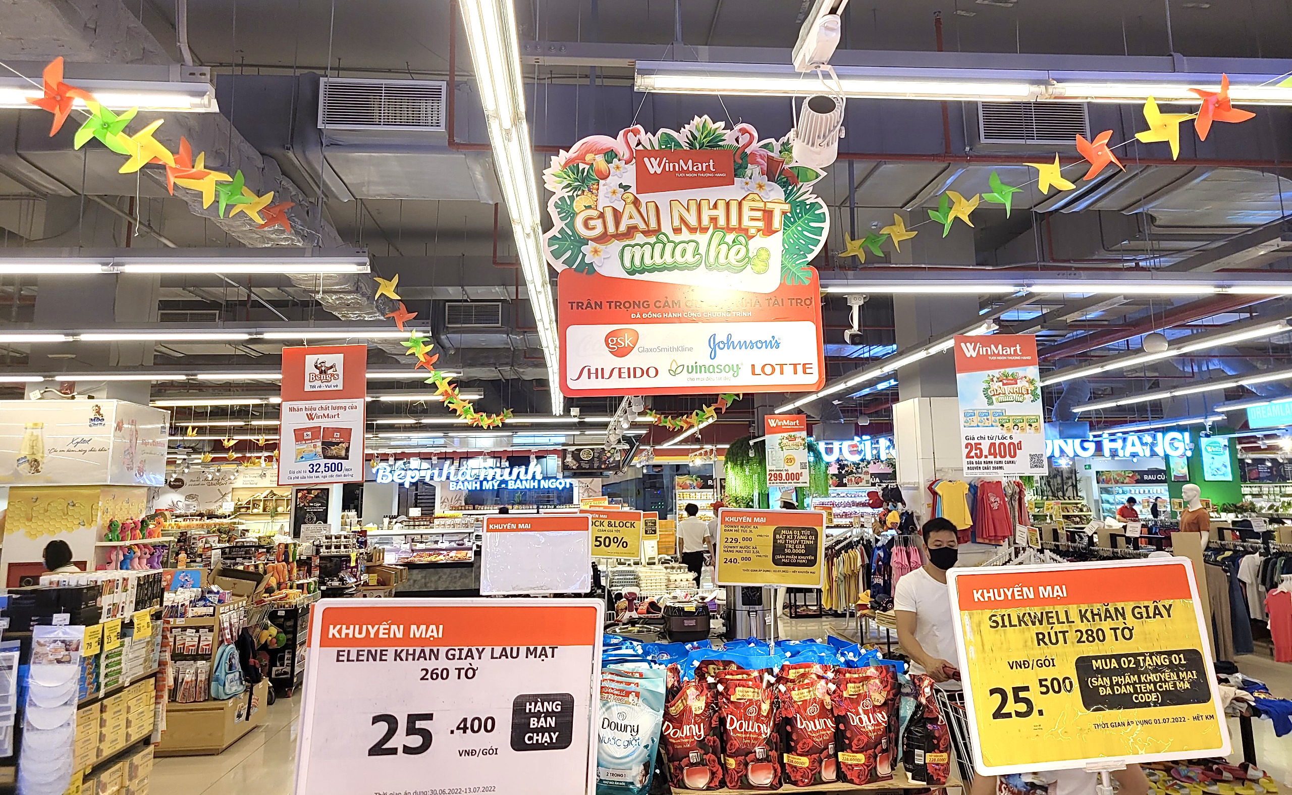 WinMartWinMart+ tổ chức nhiều hoạt động xúc tiến thương mại, tăng cường các chương trình kích cầu mua sắm