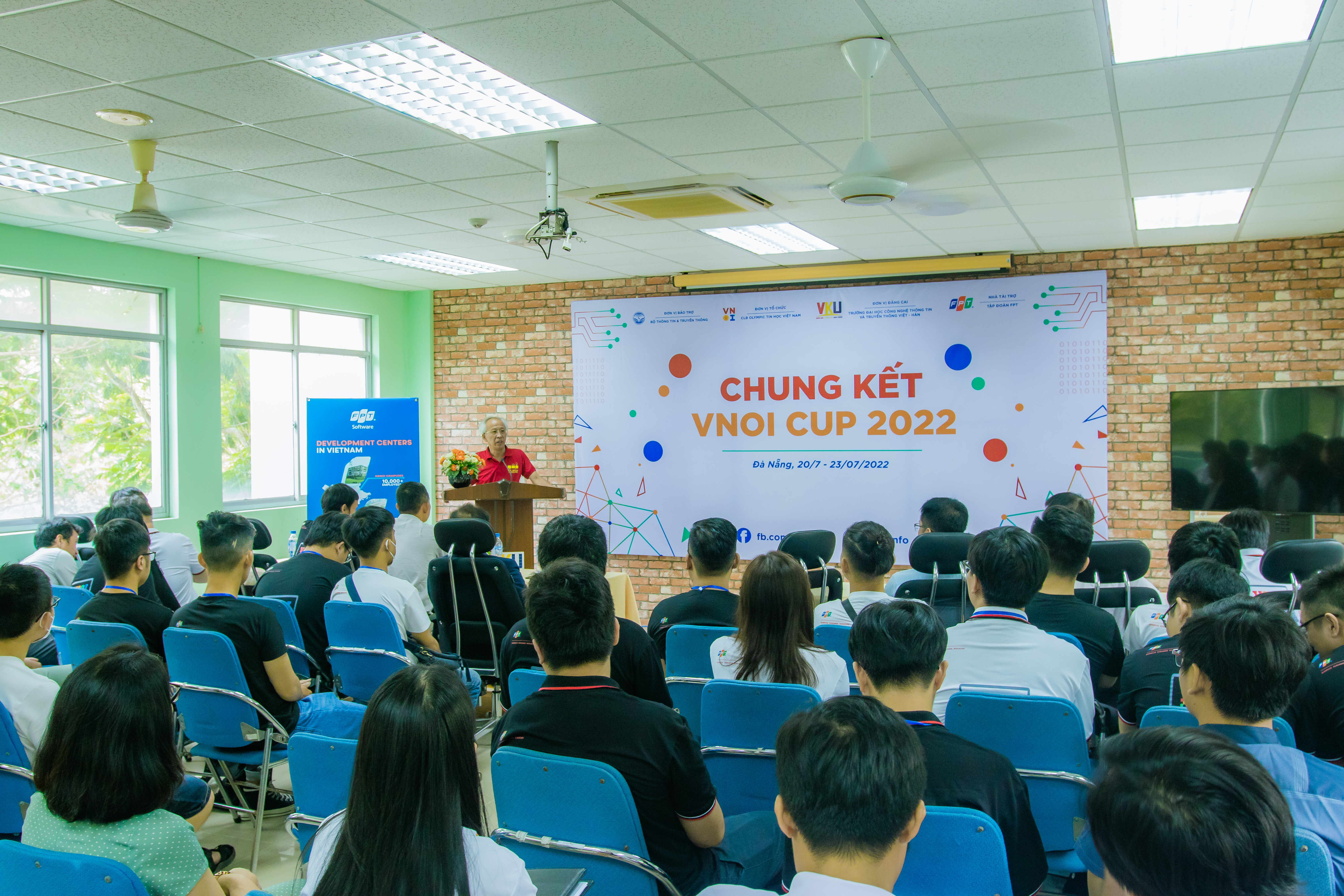 Sắp diễn ra vòng chung kết kỳ thi lập trình đỉnh cao VNOI CUP 2022 tại Đà Nẵng
