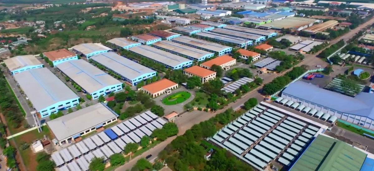 DECOFI (DCF) bị phạt vì công bố thông tin sai lệch