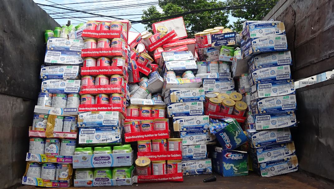 Long An Tiêu hủy trên 600 thùng sữa các loại và gần 500 sản phẩm thực phẩm chức năng nhập lậu