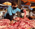 Giá thịt lợn có xu hướng tăng cao Kiểm soát chợ đầu mối và khâu giết mổ không để đầu cơ trục lợi đẩy giá