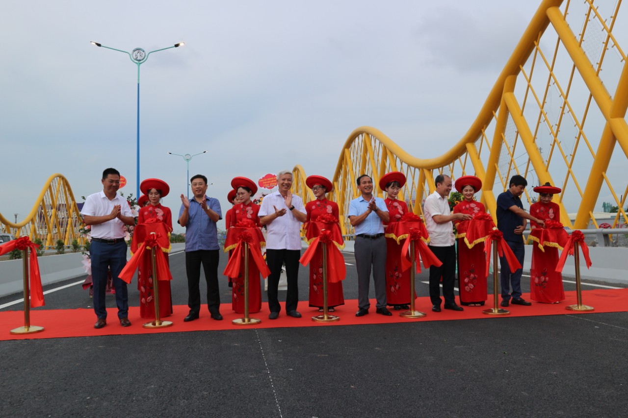 Hải Dương Thông xe cầu vượt Ngô Quyền nút giao đường Ngô Quyền và Quốc lộ 5