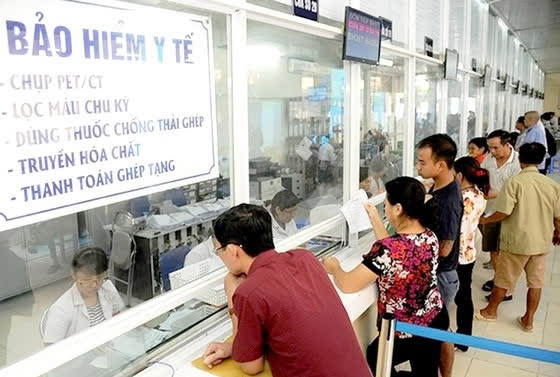 Thủ tướng yêu cầu xem xét thông tin bảo hiểm y tế đang treo hơn 1.600 tỷ đồng chi phí khám chữa bệnh