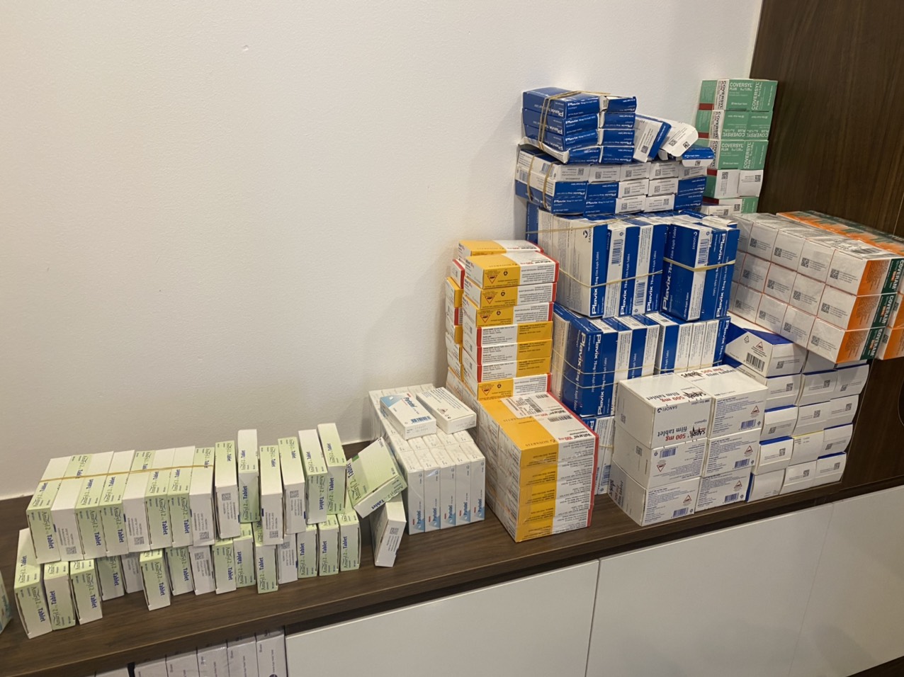 Liên tục thu giữ thuốc tân dược không rõ nguồn gốc, người tiêu dùng cần thận trọng!