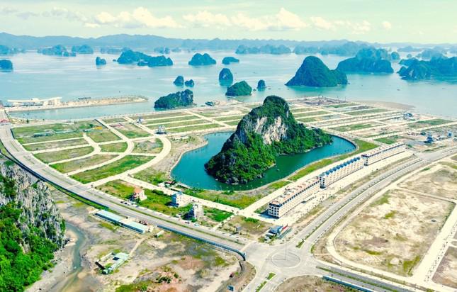 Chủ dự án “hòn non bộ” tại Vân Đồn là ai