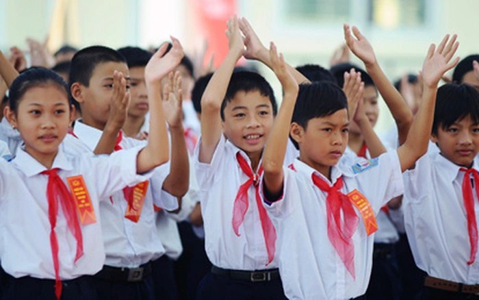 Bà Rịa-Vũng Tàu cấm các trường ép học sinh mua, may đồng phục