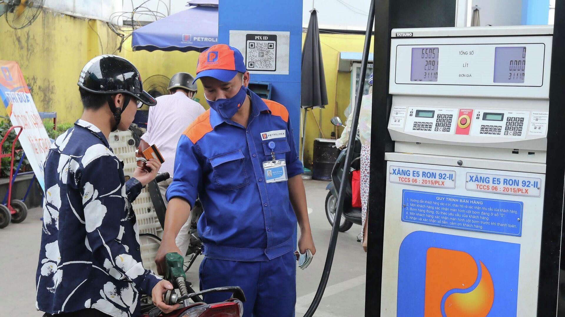 Lý do giá xăng trong nước được giữ nguyên trong kỳ điều chỉnh vừa qua