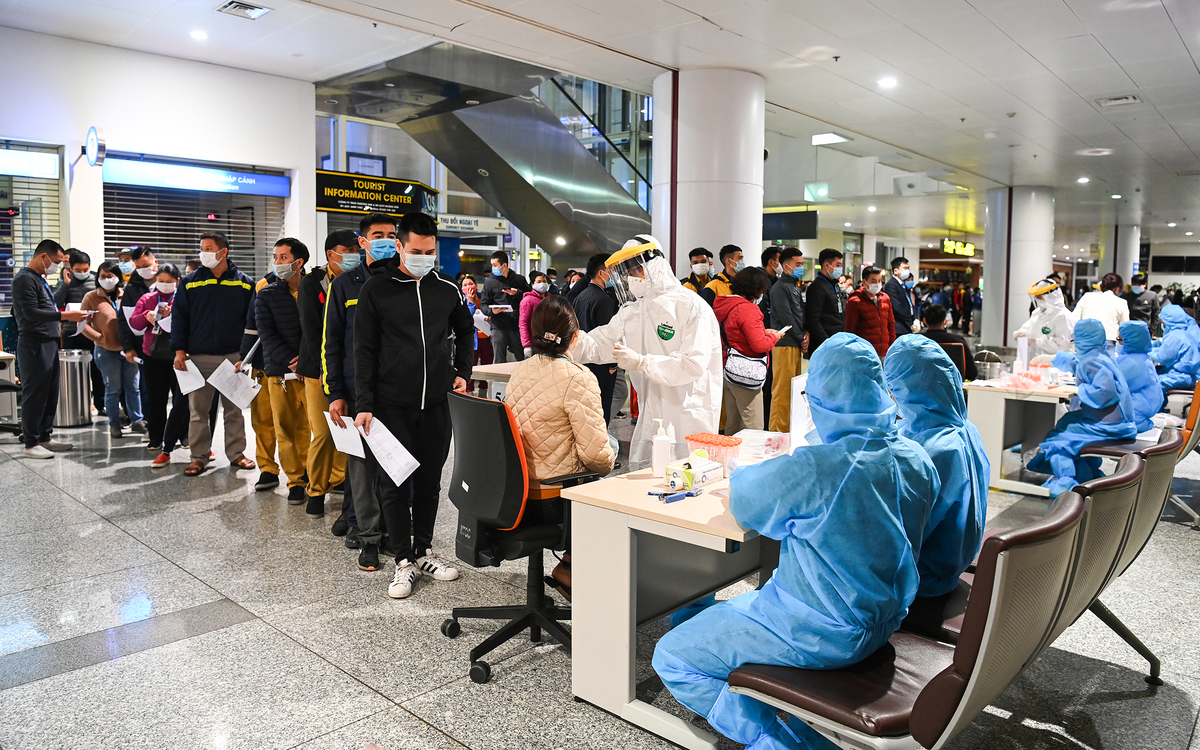 Ngày 238, Việt Nam ghi nhận số ca COVID-19 nhập cảnh kỉ lục