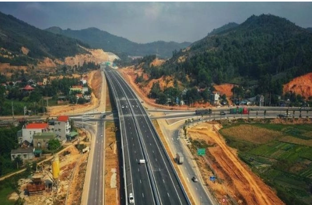 Bộ trưởng Bộ GTVT Giải quyết dứt điểm vướng mắc về vật liệu thi công cao tốc Bắc - Nam phía Đông