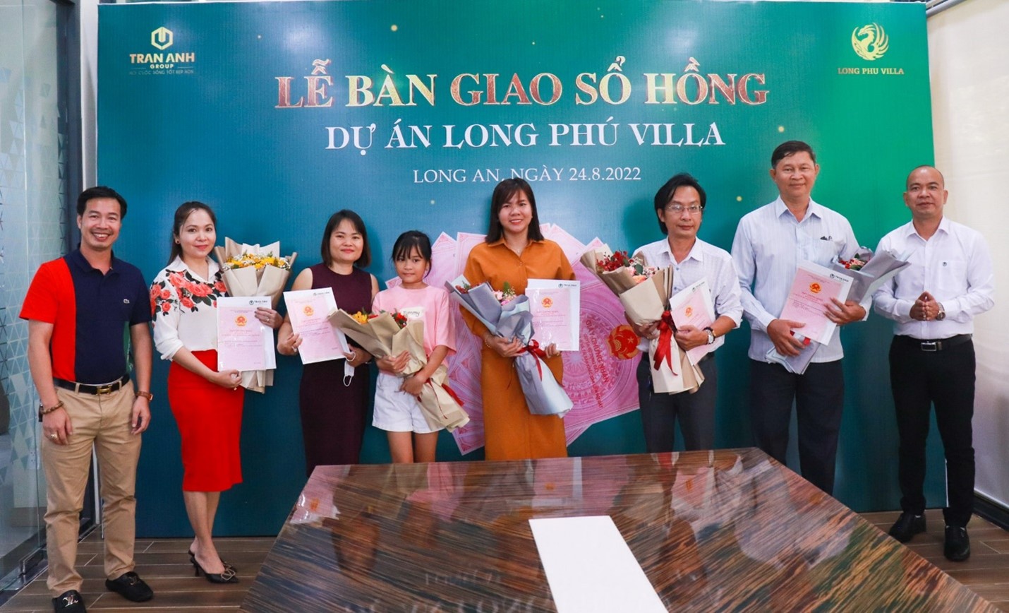  Trần Anh Group chính thức bàn giao sổ hồng dự án Long Phú Villa