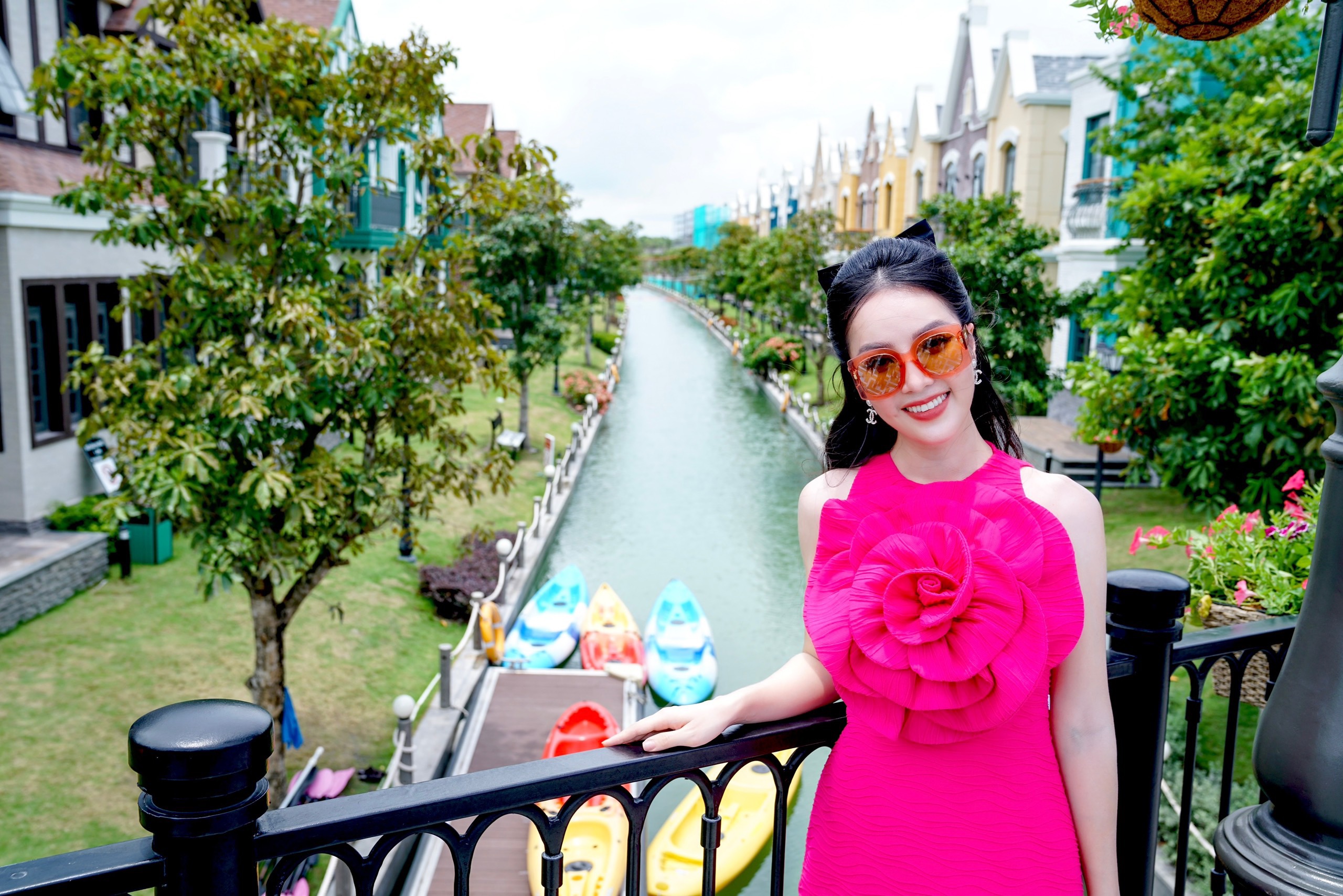 Á hậu Thụy Vân gợi ý điểm vi vu nghỉ dưỡng dịp 29