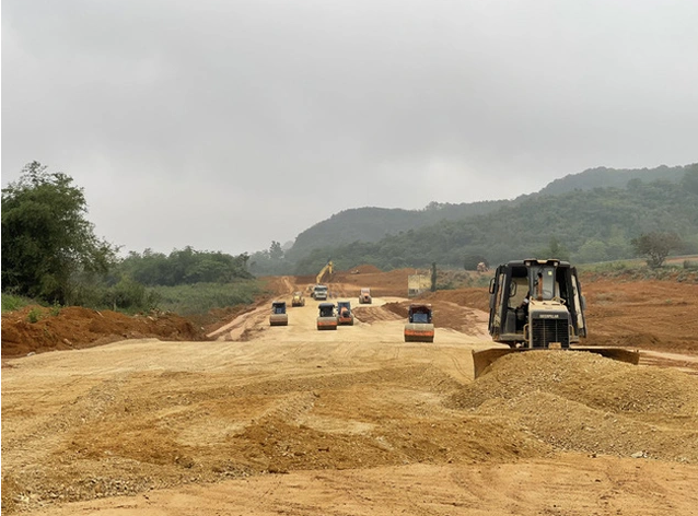  Giải ngân hơn 5.700 tỷ đồng cho các dự án giao thông trong tháng 9