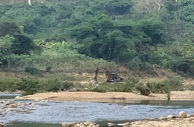 Thanh Hoá xử phạt hơn 400 triệu đồng đối với một công ty khai thác cát trái phép 