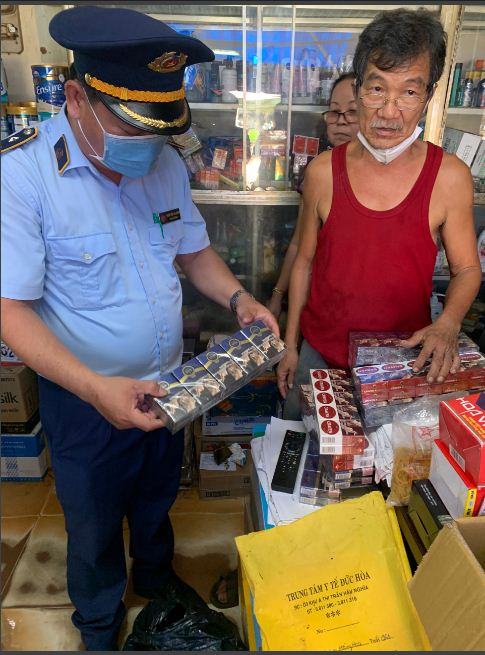 Long An Xử phạt cơ sở kinh doanh thuốc lá điếu giả mạo nhãn hiệu