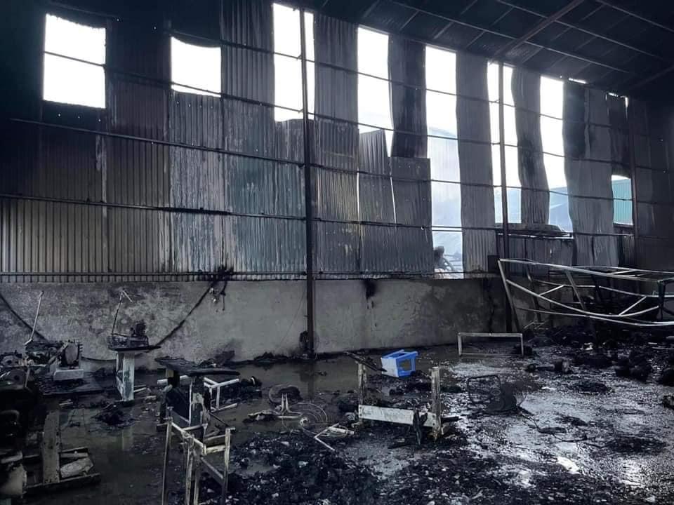 Triệu tập thợ hàn liên quan vụ cháy xưởng chăn đệm chiều tối ngày 109