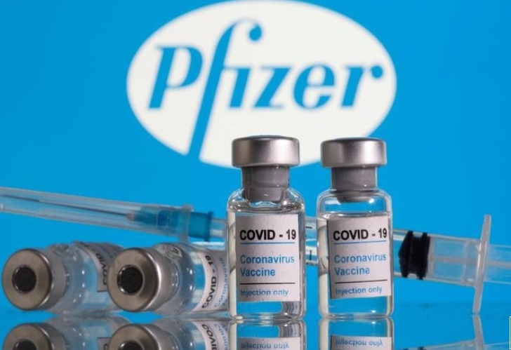 EU phê duyệt vaccine lưỡng trị mới của PfizerBioNTech nhằm đối phó các biến thể phụ của Omicron