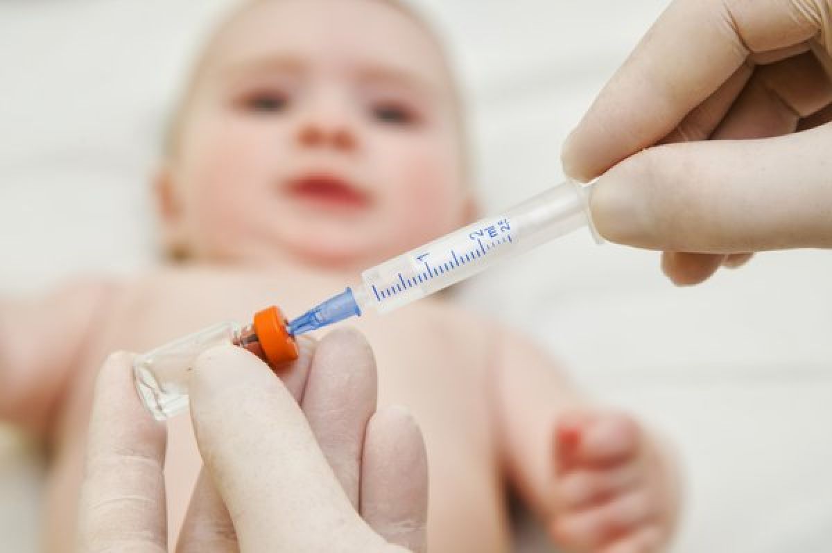 TP.HCM hết 2 loại vaccine trong chương trình tiêm chủng mở rộng