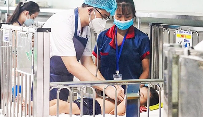 Số lượng trẻ nhập viện do mắc Adenovirus thời điểm giao mùa tăng cao